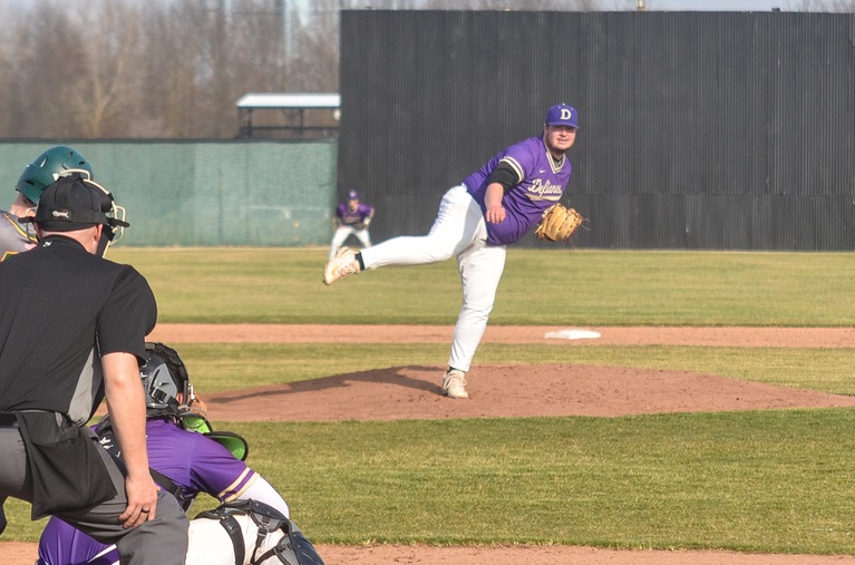 DC bounces back Sunday to earn split of weekend series at Judson
