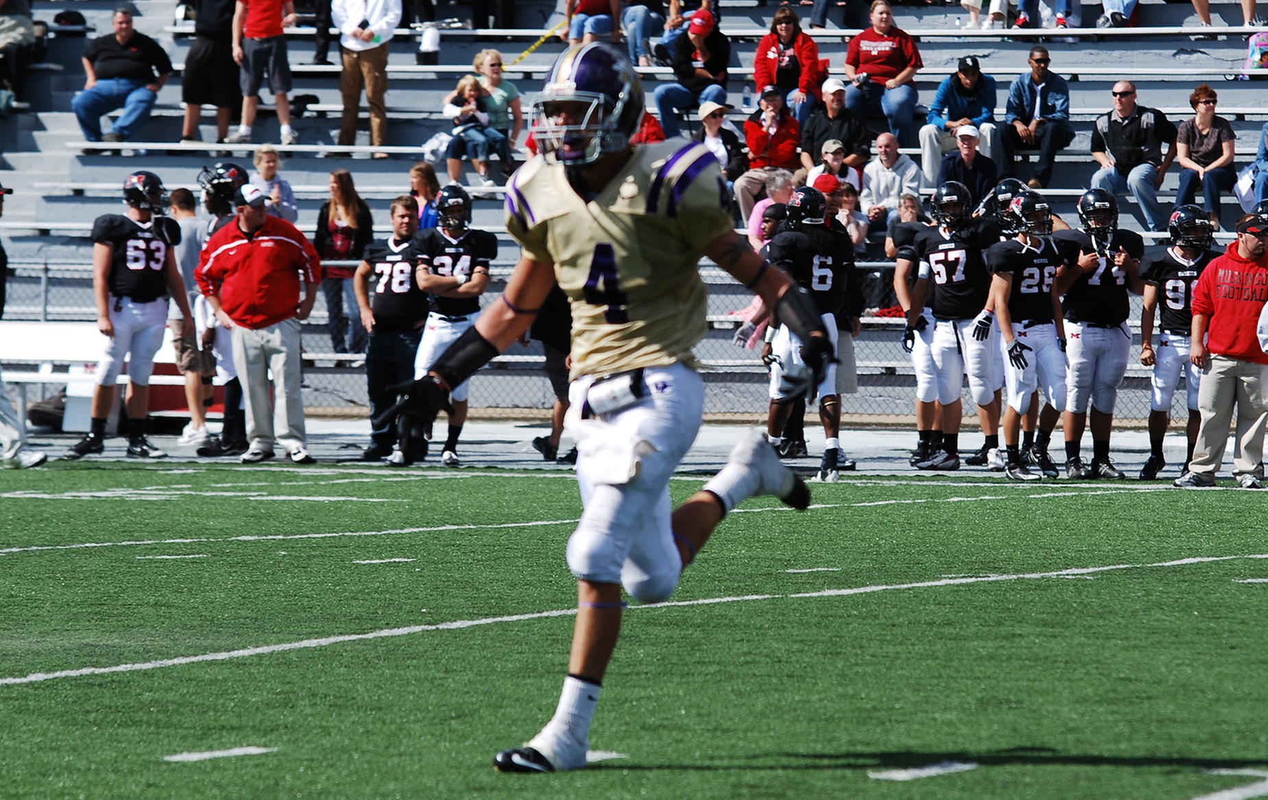 Jackets Lose Double-Overtime Thriller to Open 2010 Campaign
