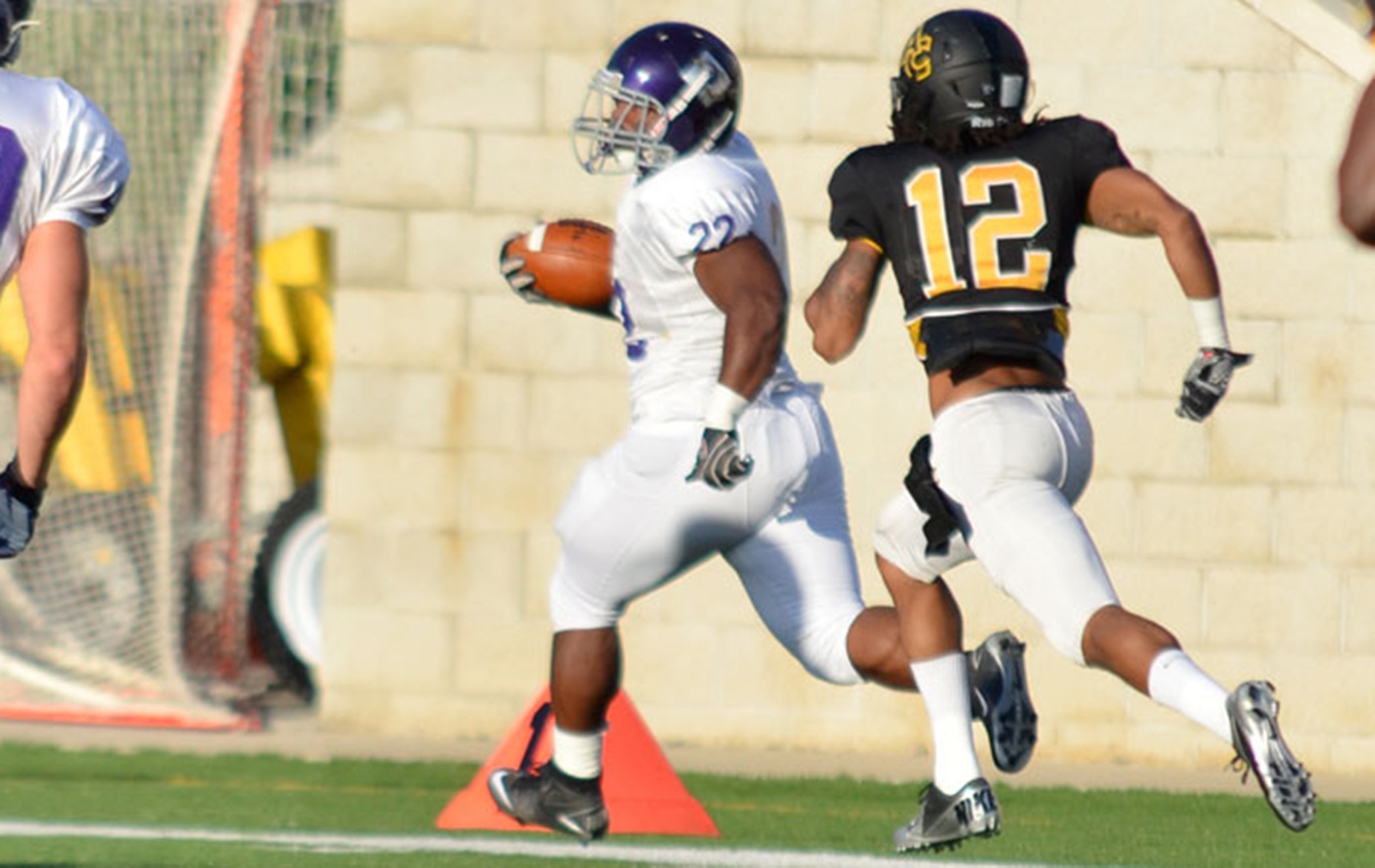 DC's Aaron Smith Runs Away with HCAC Top Play Honors