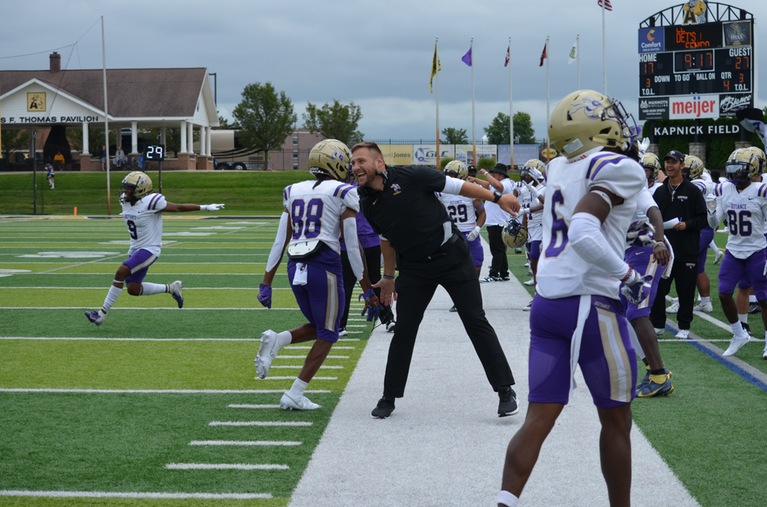 FB Preview: Yellow Jackets return home to face Rose-Hulman