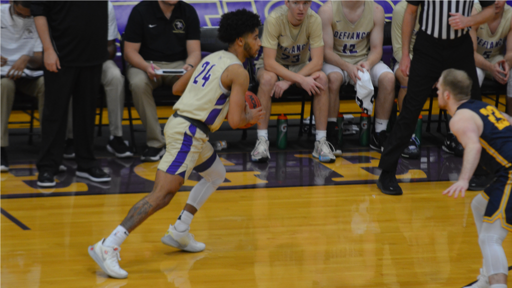 Men's Basketball defeated by Anderson in return to the court