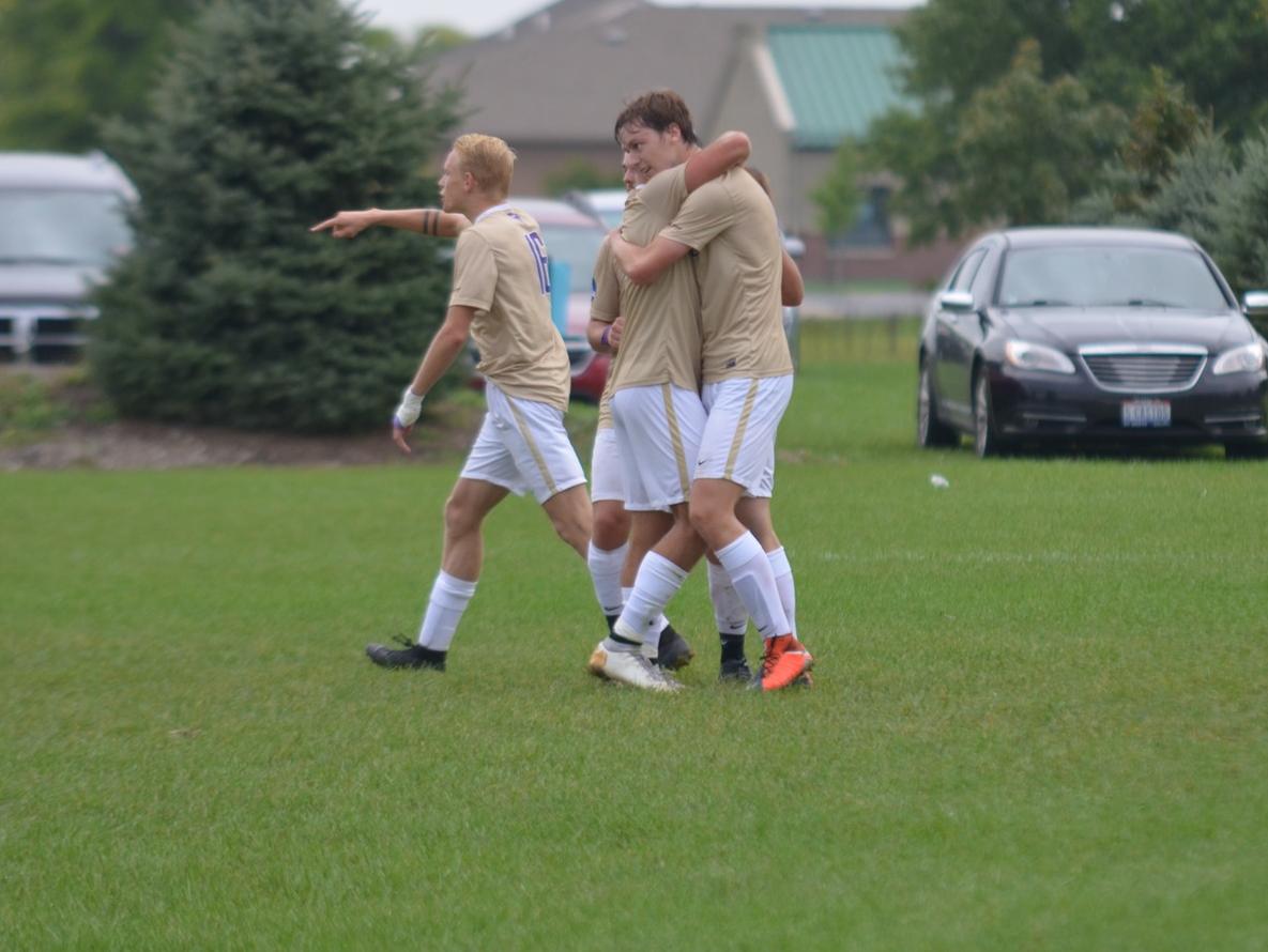 Men's Soccer Begins HCAC Play with Overtime Thriller