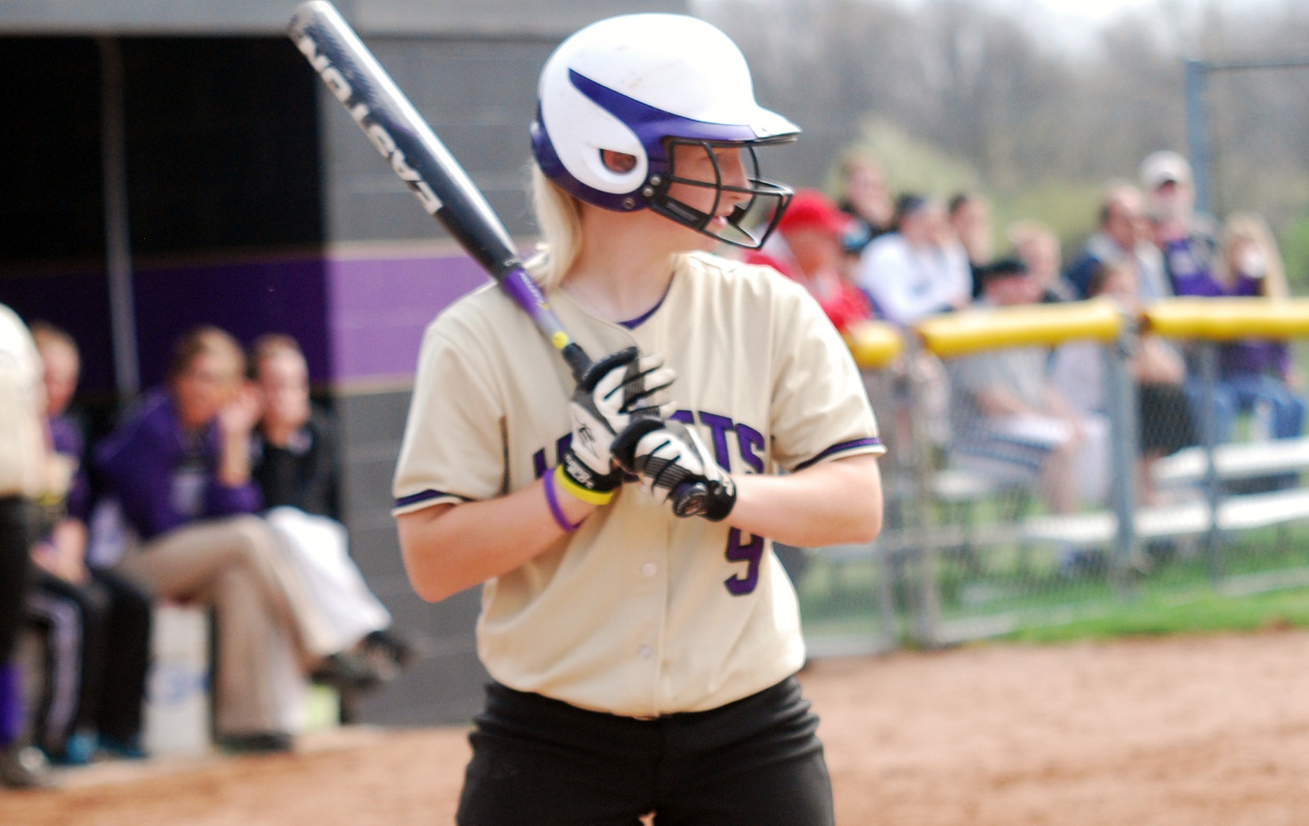 DC Softball Dominates in First Games of 2013 Campaign