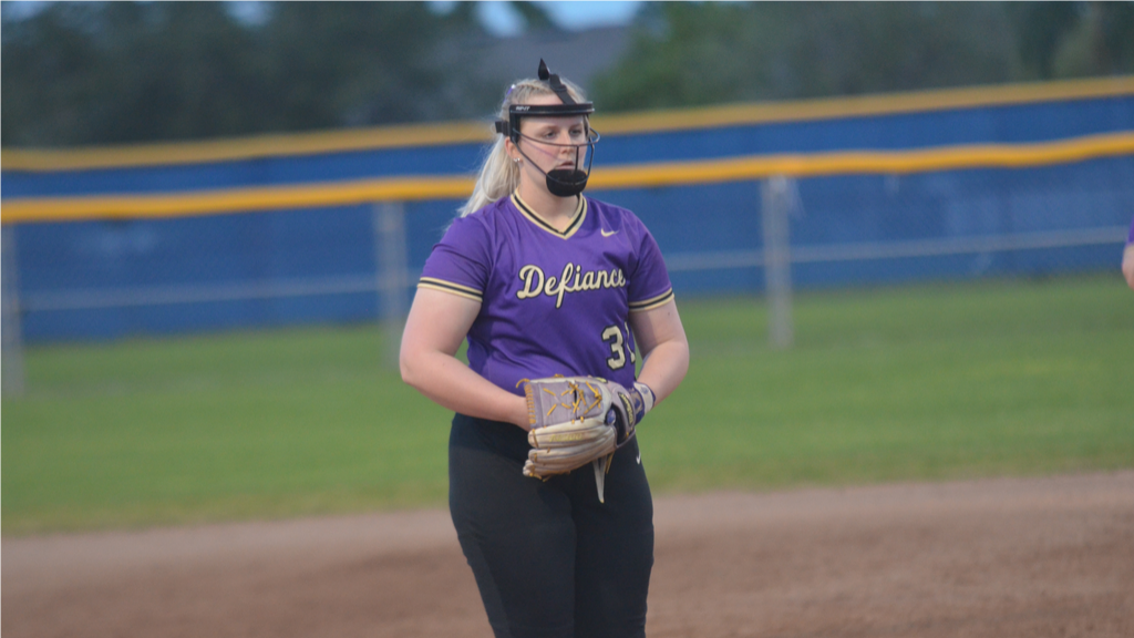 Alcorn throws gem, DC dominates Fontbonne as Yellow Jackets split final day in Florida