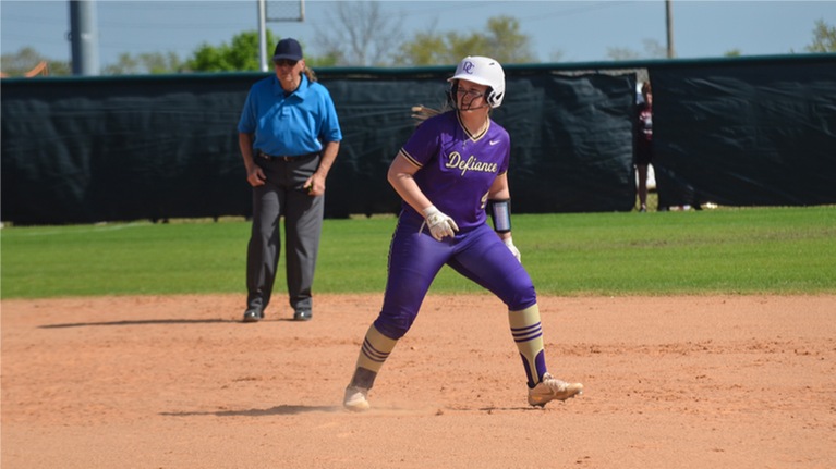 Softball clinches HCAC Tournament berth, loses both to Anderson on Sunday