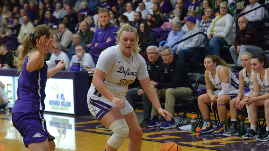 Women's Basketball storms back to defeat rival Bluffton in double overtime in season finale