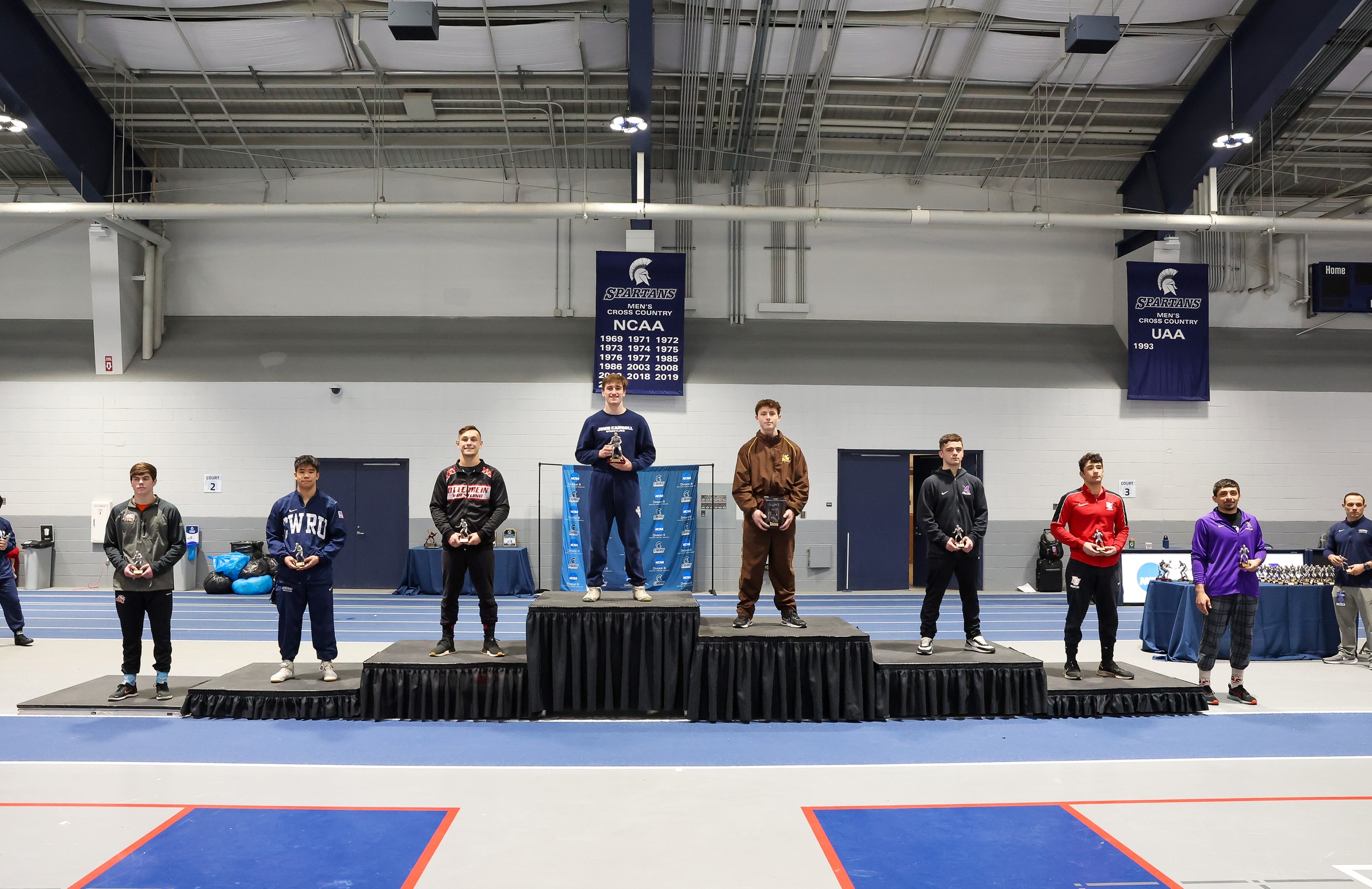 Wrestling closes season, Castro places eighth at NCAA DIII Central Regional