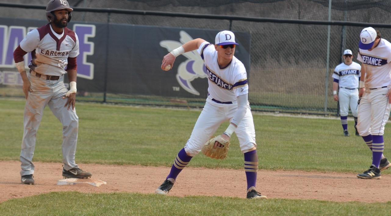 Late Rally Falls Short in HCAC Action with Earlham