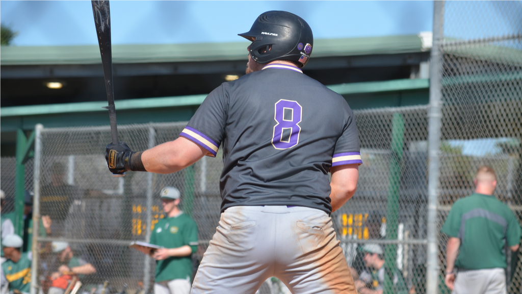 Baseball drops doubleheader to Skidmore in Fort Myers