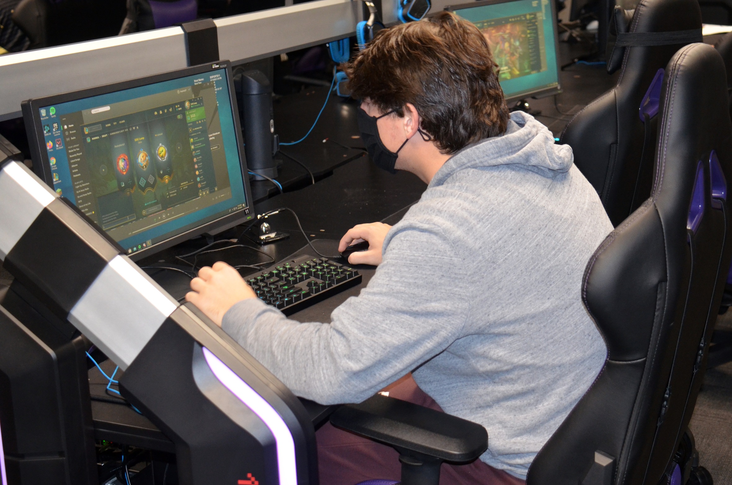 Esports concludes regular season with League of Legends loss to Trine