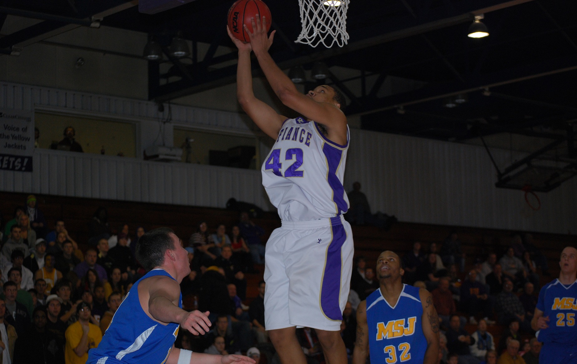 Defiance Tops Franklin to Grab Share of HCAC Lead