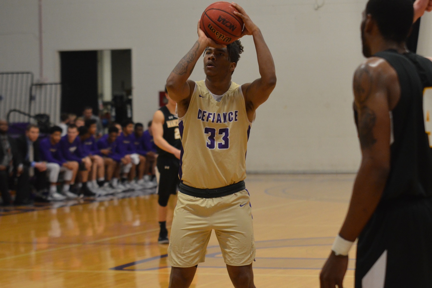Men’s basketball comes up short in conference road game
