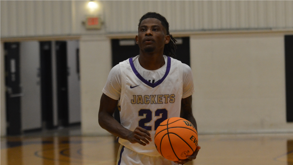 Men's Basketball defeated by Hanover