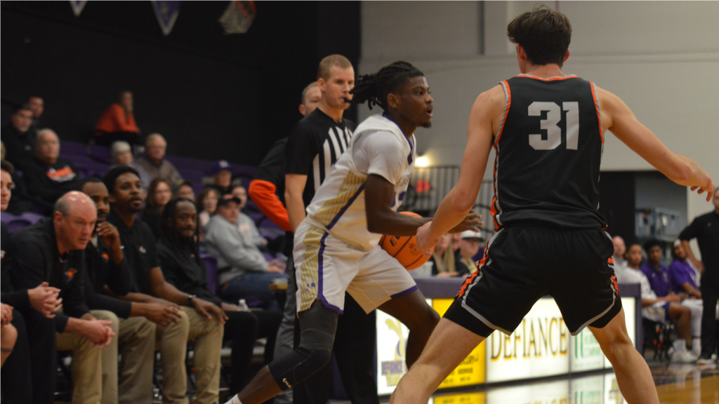 Anderson tops Men's Basketball at the buzzer in double overtime in wild finish