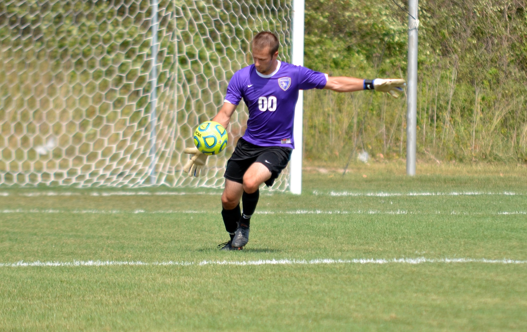 Defiance Men’s Soccer Defeated in Battle of Yellow Jackets