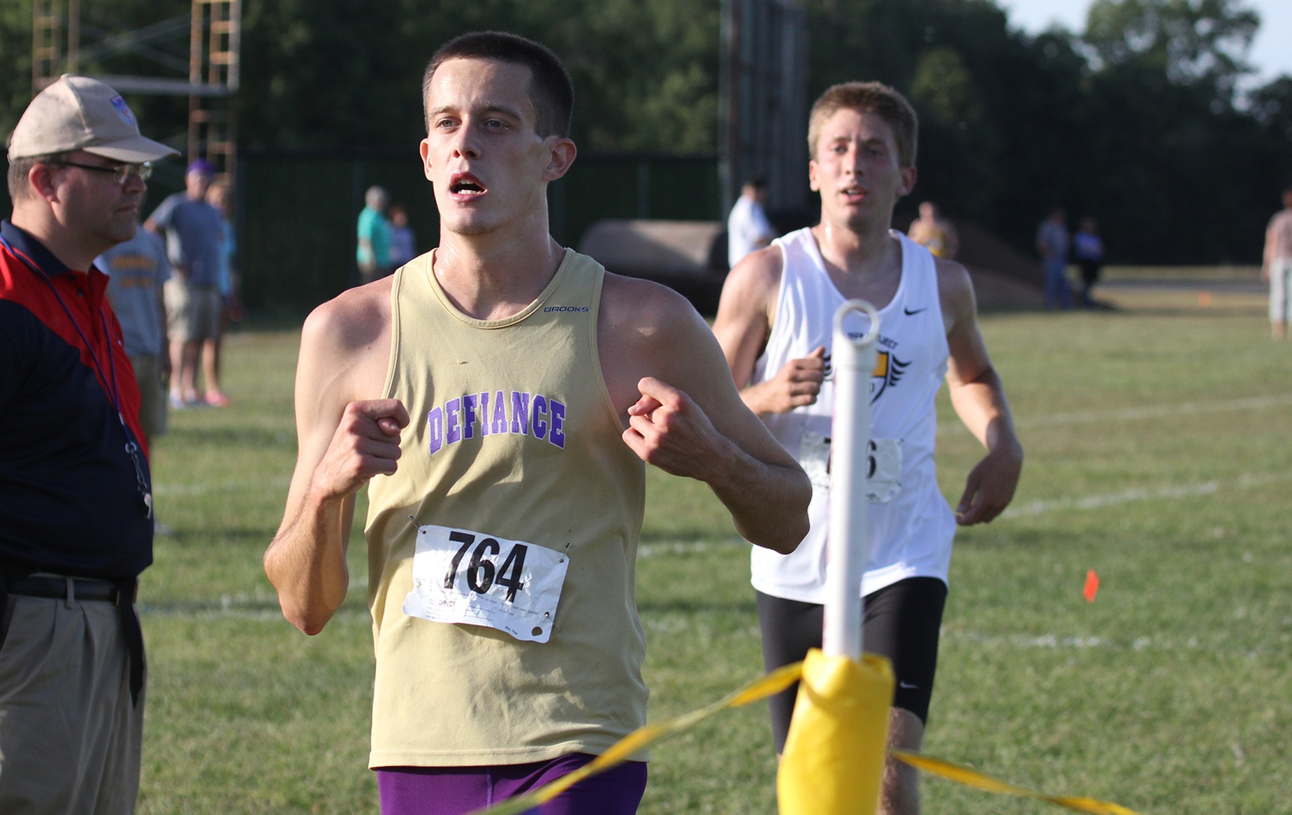 Davis sets PR and DC record to lead DC in Wilmington Classic