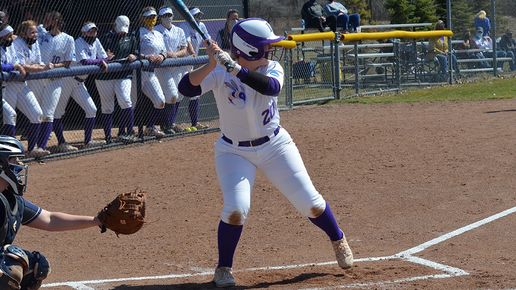 Softball opens HCAC play with a split against Hanover