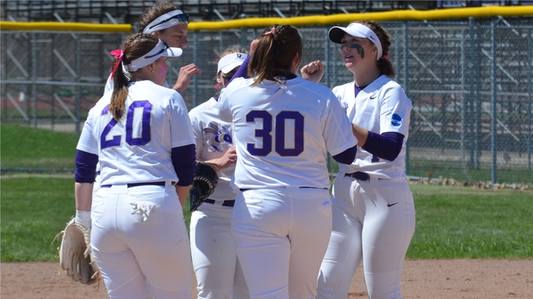 Softball sweeps Manchester in HCAC battle