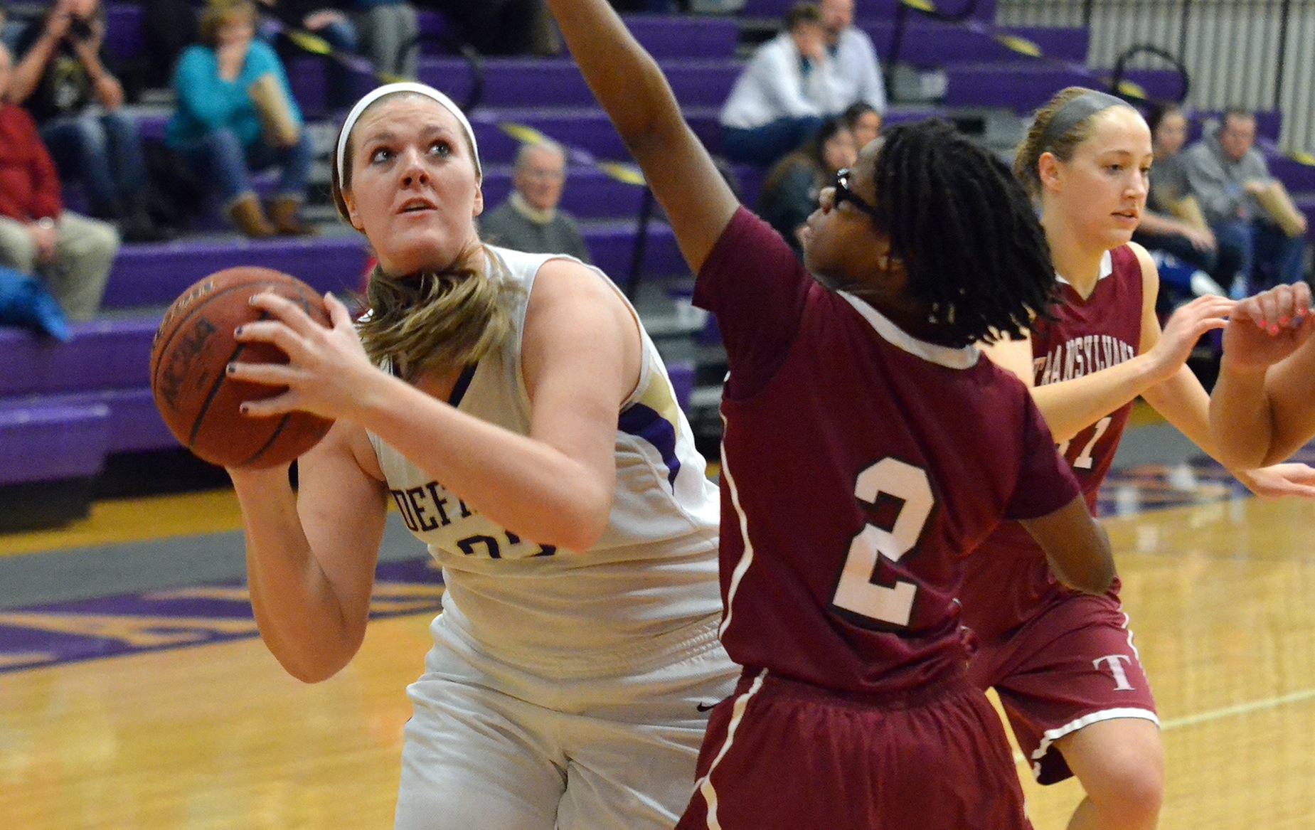 Tietje Goes Over 1000 Rebounds in Loss to Hanover