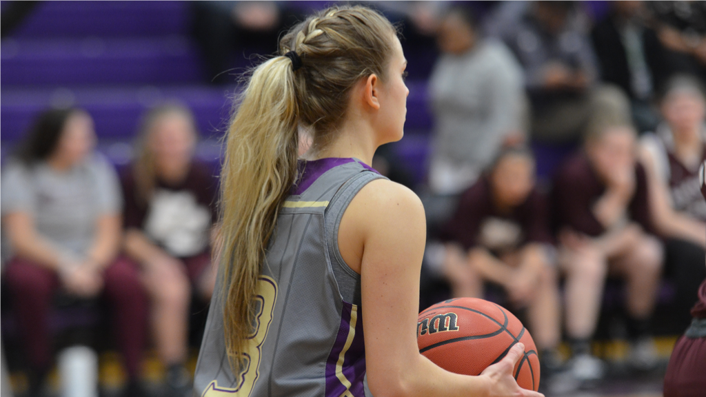Women’s basketball drops road game at Franklin