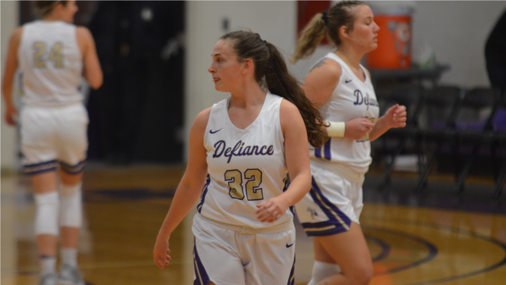 Women's basketball takes down Mount St. Joseph for first HCAC win of the season