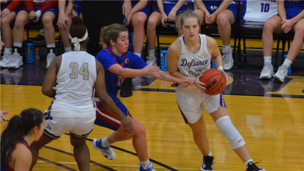 Women's Basketball conquers Kalamazoo in road contest