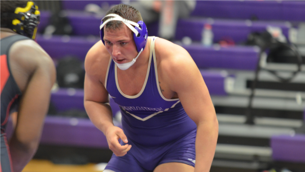 Wrestling returns to action with impressive performance against Ohio Wesleyan and Manchester
