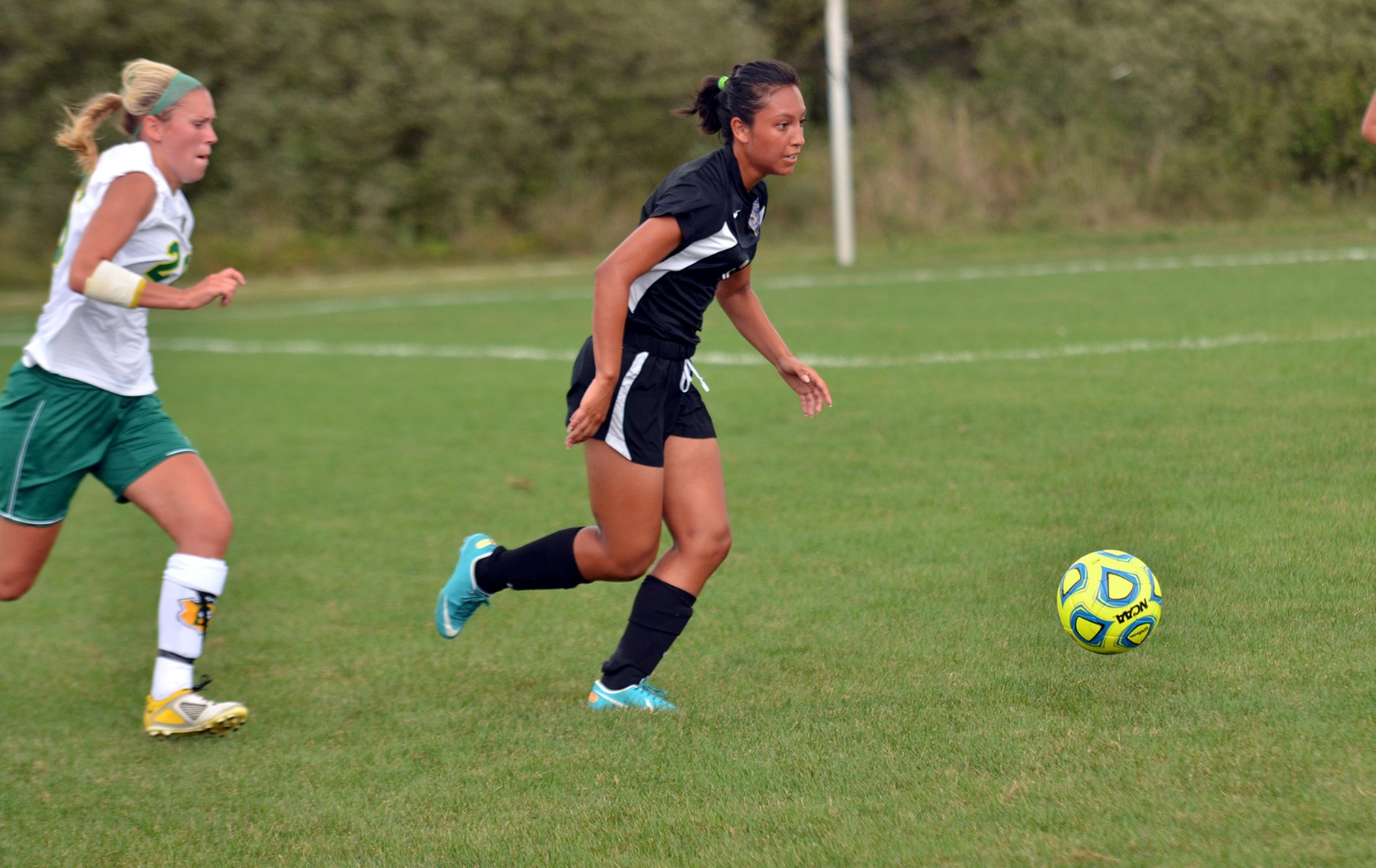 Lady Jackets Explode For Four Goals in Victory at Muskingum