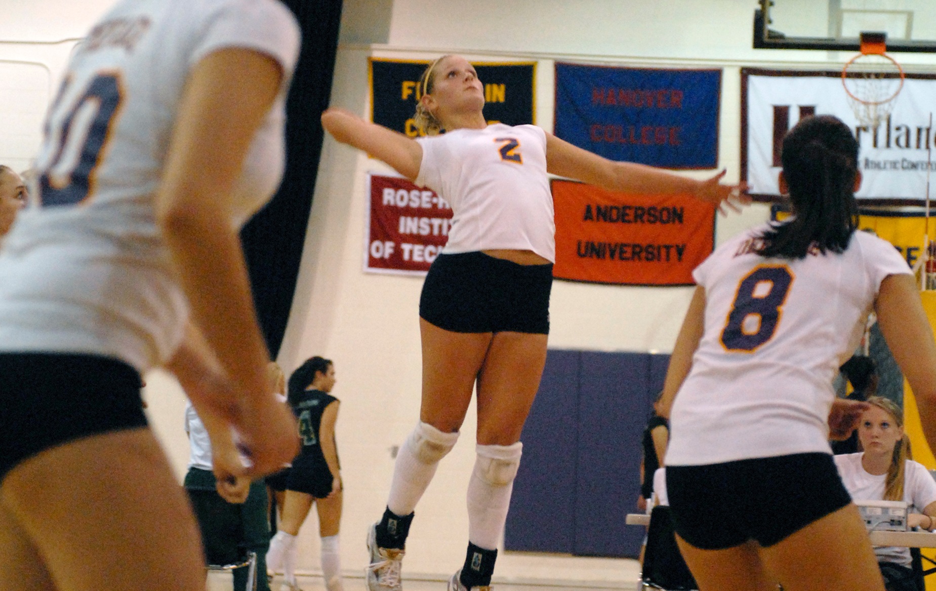 Eight-Match Win Streak Ends at Bluffton for DC Volleyball