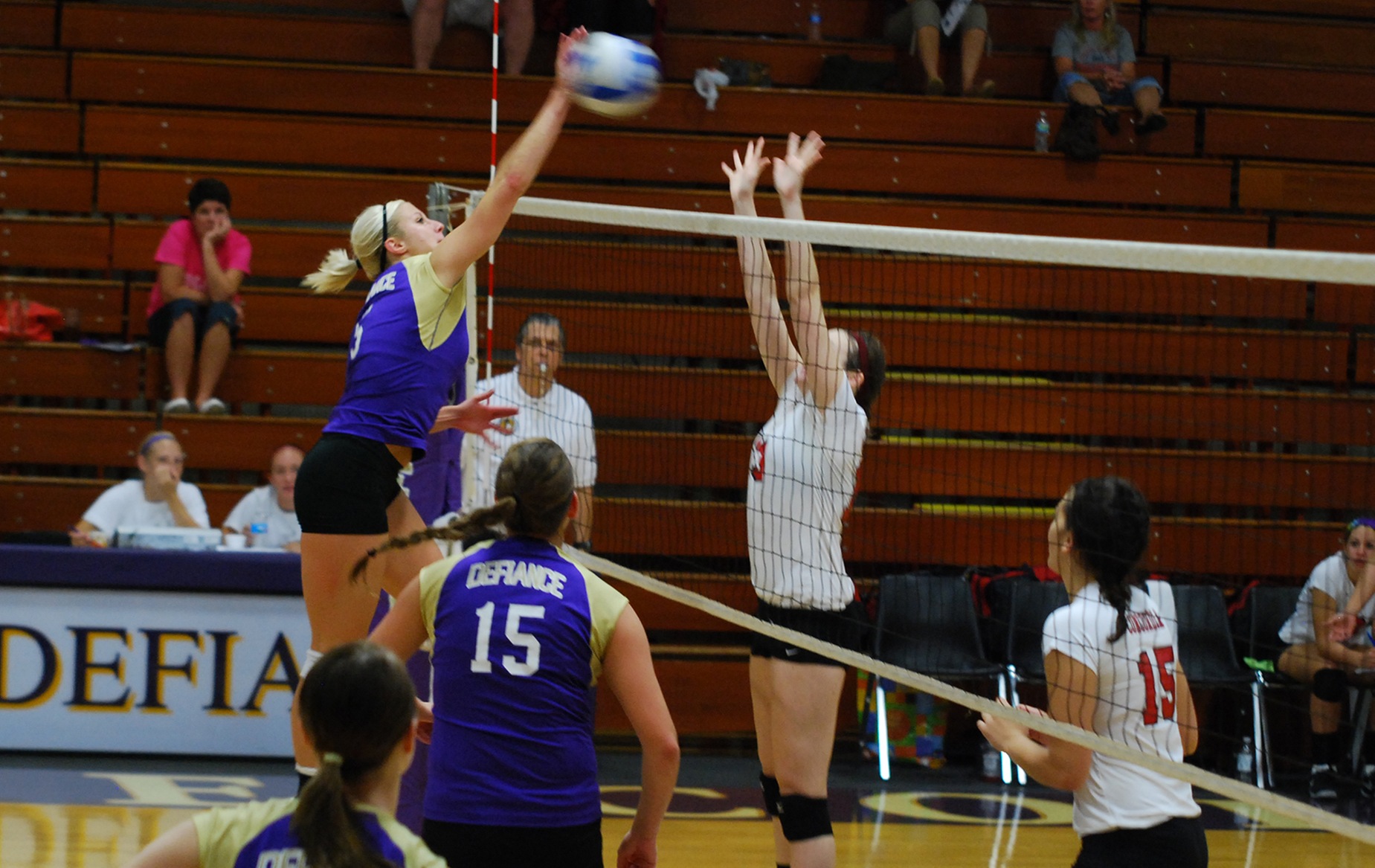 Defiance Spikes Earlham for HCAC Win
