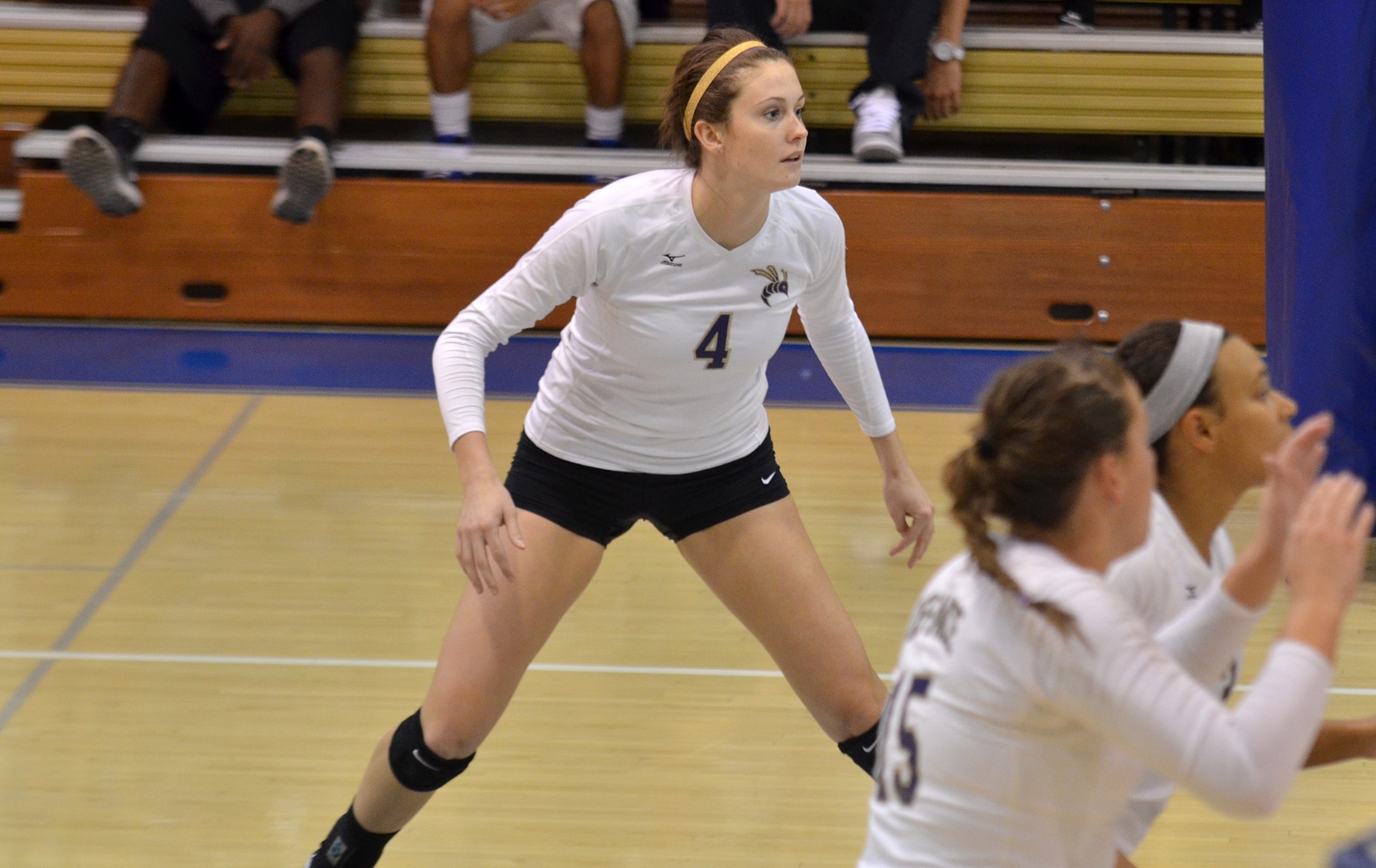 DC Volleyball Falls to Mount St. Joseph in First HCAC Defeat