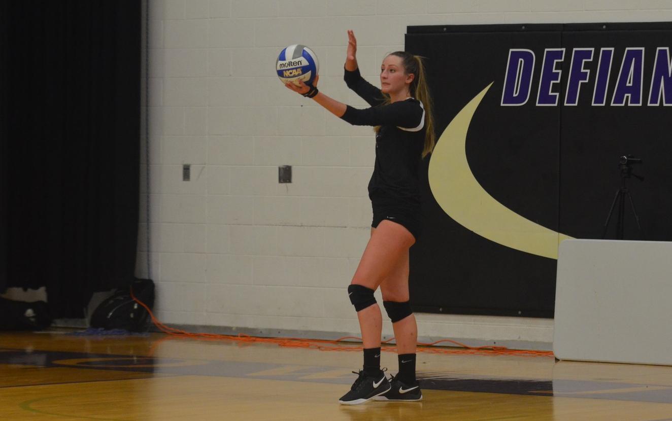 Volleyball Topped in HCAC Opener