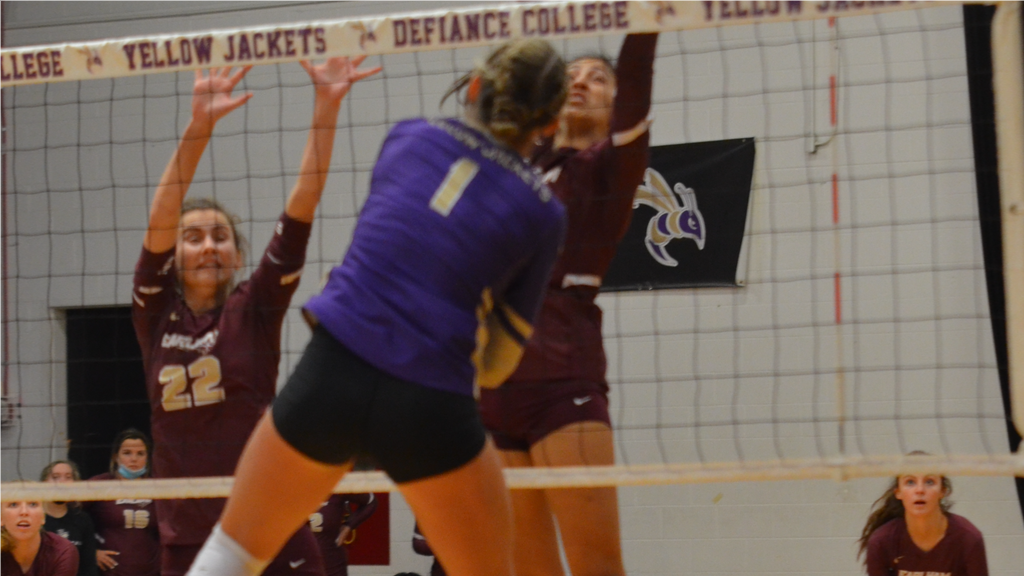 Volleyball slips in tight match with Mount St. Joseph