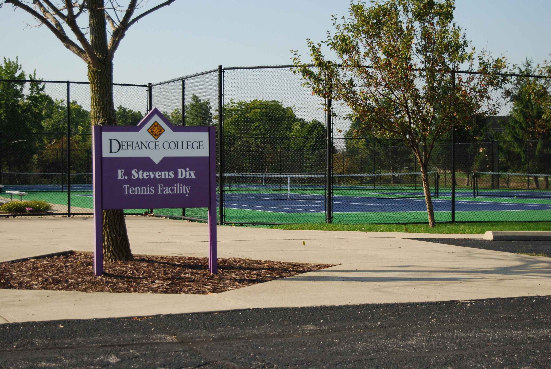 Dix Tennis Facility