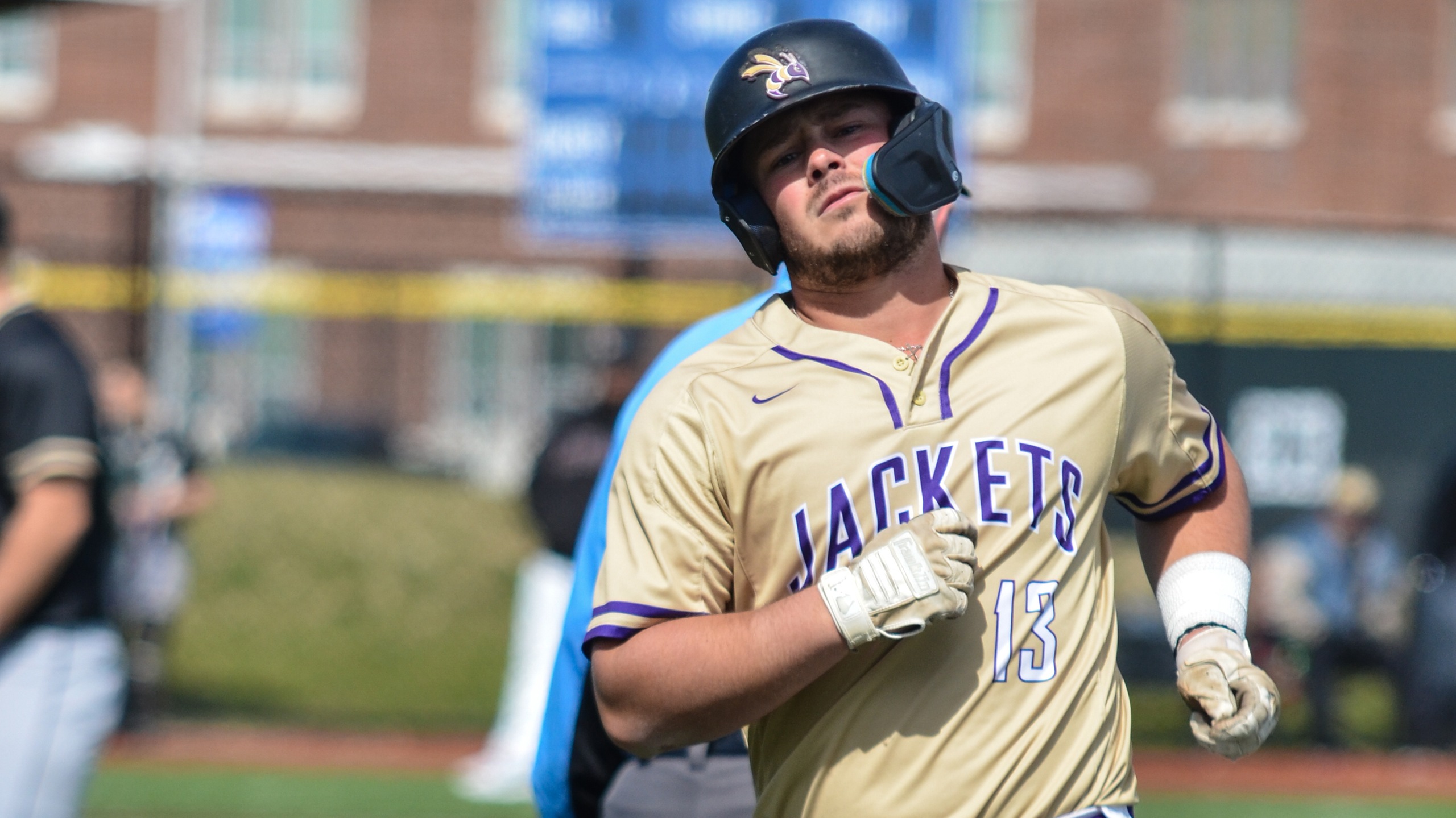 Yellow Jackets swept in doubleheader at Earlham