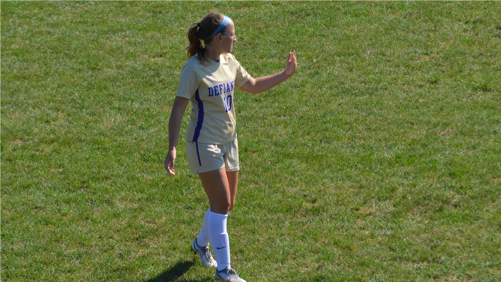 Women's Soccer slips at home to Thiel